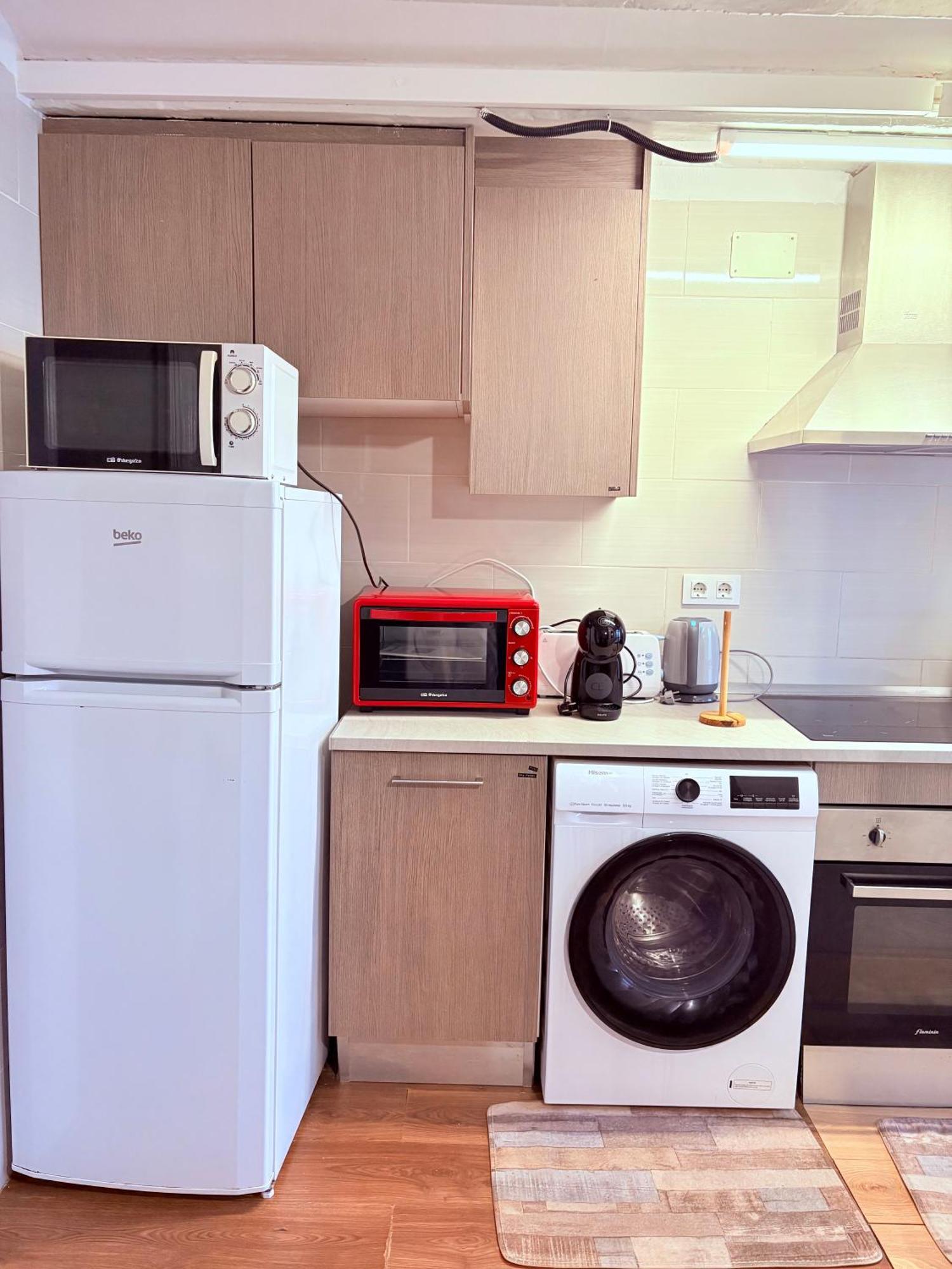 Stunning Flat For 6 People 3 Blocks From The Beach Plus Welcome Breakfast Barcelona Ngoại thất bức ảnh